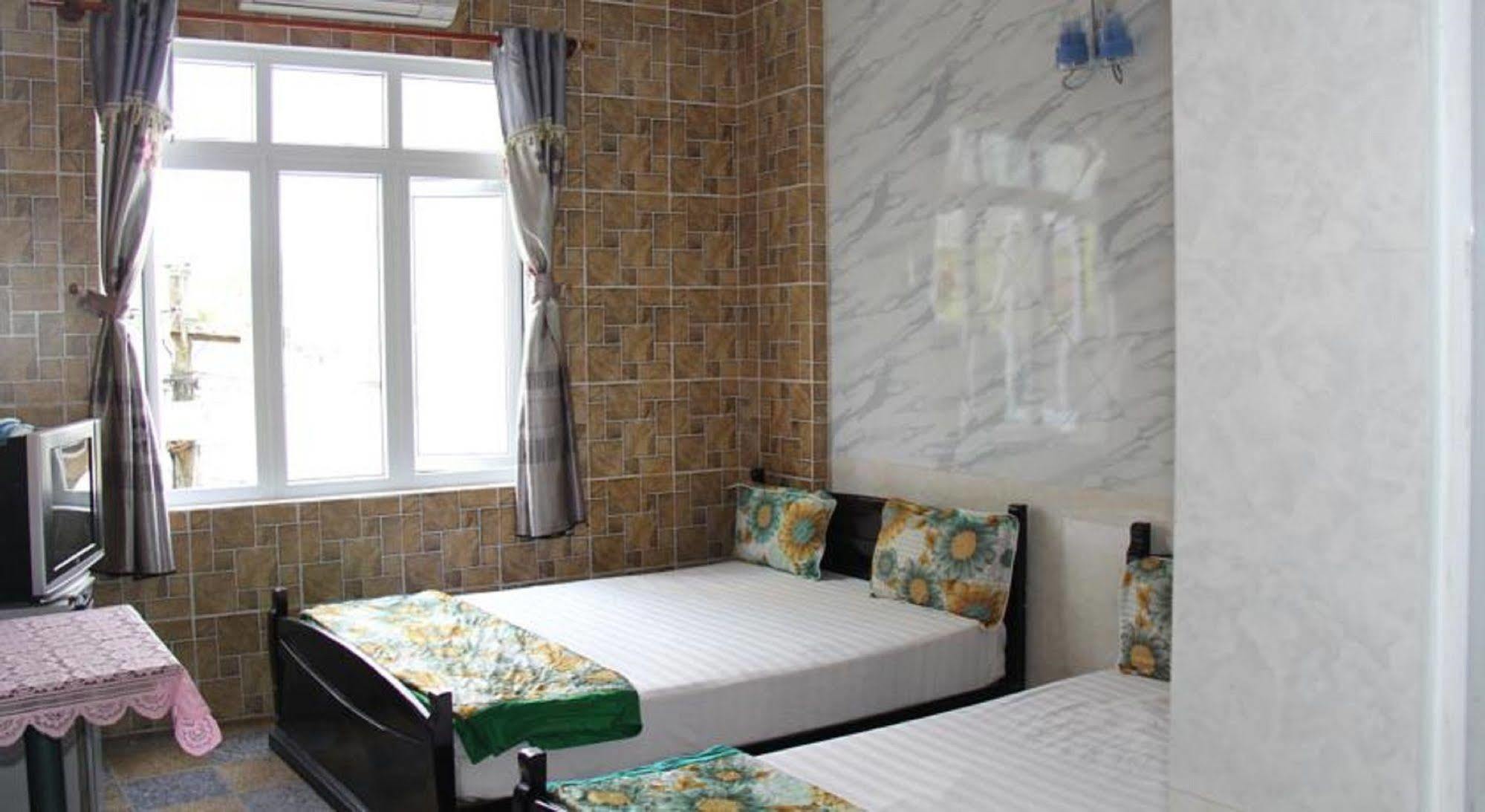 Yen Vy Hotel Quy Nhơn Zewnętrze zdjęcie